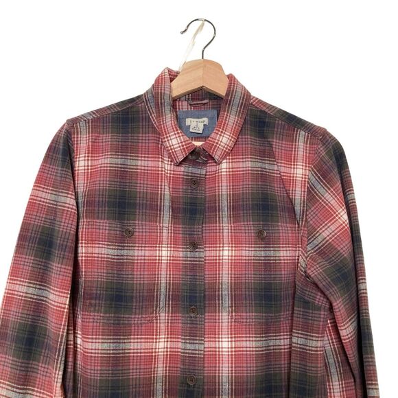 L.L. Bean Shirt Womens Small Gray Red Plaid Flannel Button Up Pocket - Picture 3 of 11
